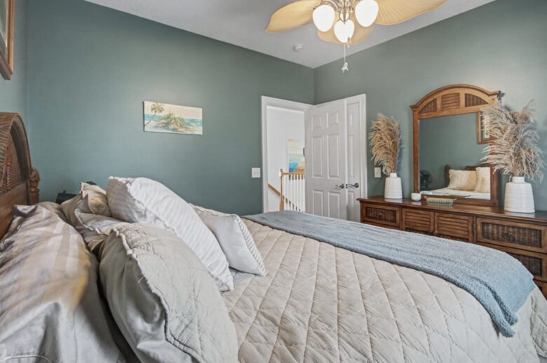 Palm Estate Retreat Steps from Surfside Shore - Surfside Beach, South Carolina