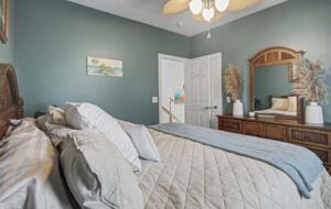 Palm Estate Retreat Steps from Surfside Shore - Surfside Beach, South Carolina