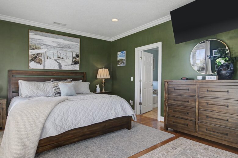 Palm Estate Retreat Steps from Surfside Shore - Surfside Beach, South Carolina