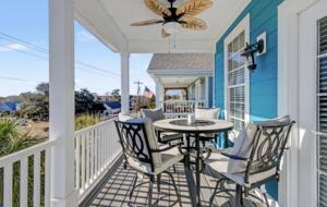 Palm Estate Retreat Steps from Surfside Shore - Surfside Beach, South Carolina