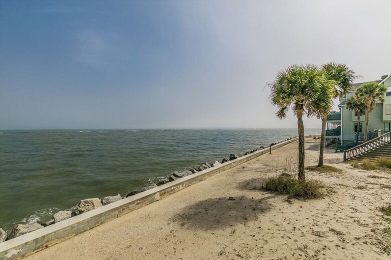 Oceanfront Fripp Island Villa with Golf Cart - Fripp Island, South Carolina