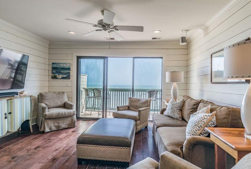Oceanfront Fripp Island Villa with Golf Cart - Fripp Island, South Carolina
