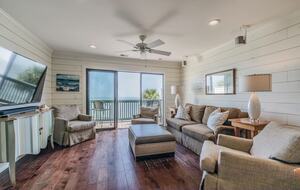 Oceanfront Fripp Island Villa with Golf Cart - Fripp Island, South Carolina