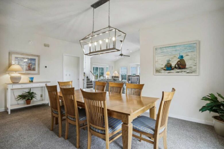 Classic Duck Beach Cottage | Walk to Beach & Boardwalk - Duck, North Carolina