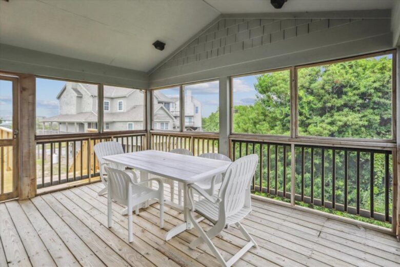 Classic Duck Beach Cottage | Walk to Beach & Boardwalk - Duck, North Carolina