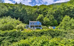 Modern Creekside Farmhouse in the Catskills - Shandaken, New York