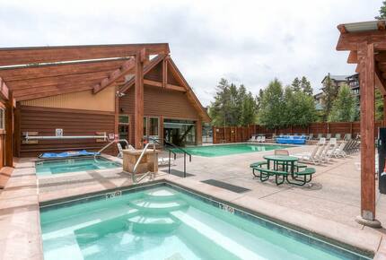 Ski-In/Ski-Out Townhome at Peak 9 | Walk to Main Street - Breckenridge, Colorado