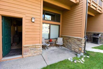 Ski-In/Ski-Out Townhome at Peak 9 | Walk to Main Street - Breckenridge, Colorado