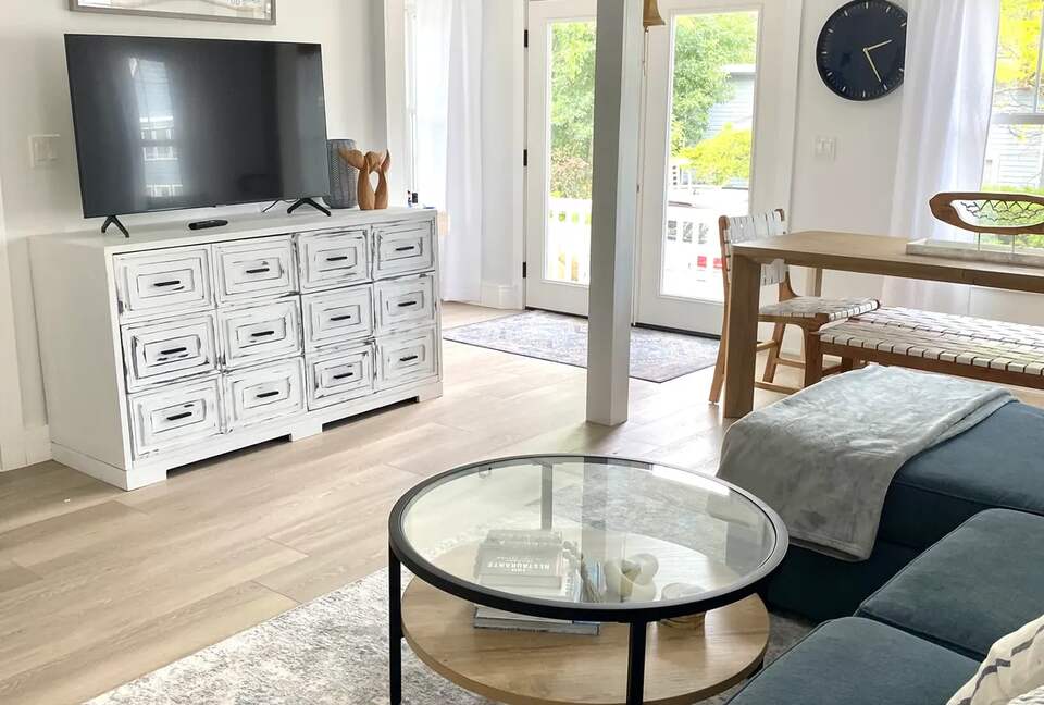 Modern York Beach Retreat | 400 Steps to Long Sands - York Beach, Maine