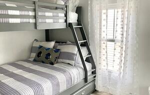 Modern York Beach Retreat | 400 Steps to Long Sands - York Beach, Maine