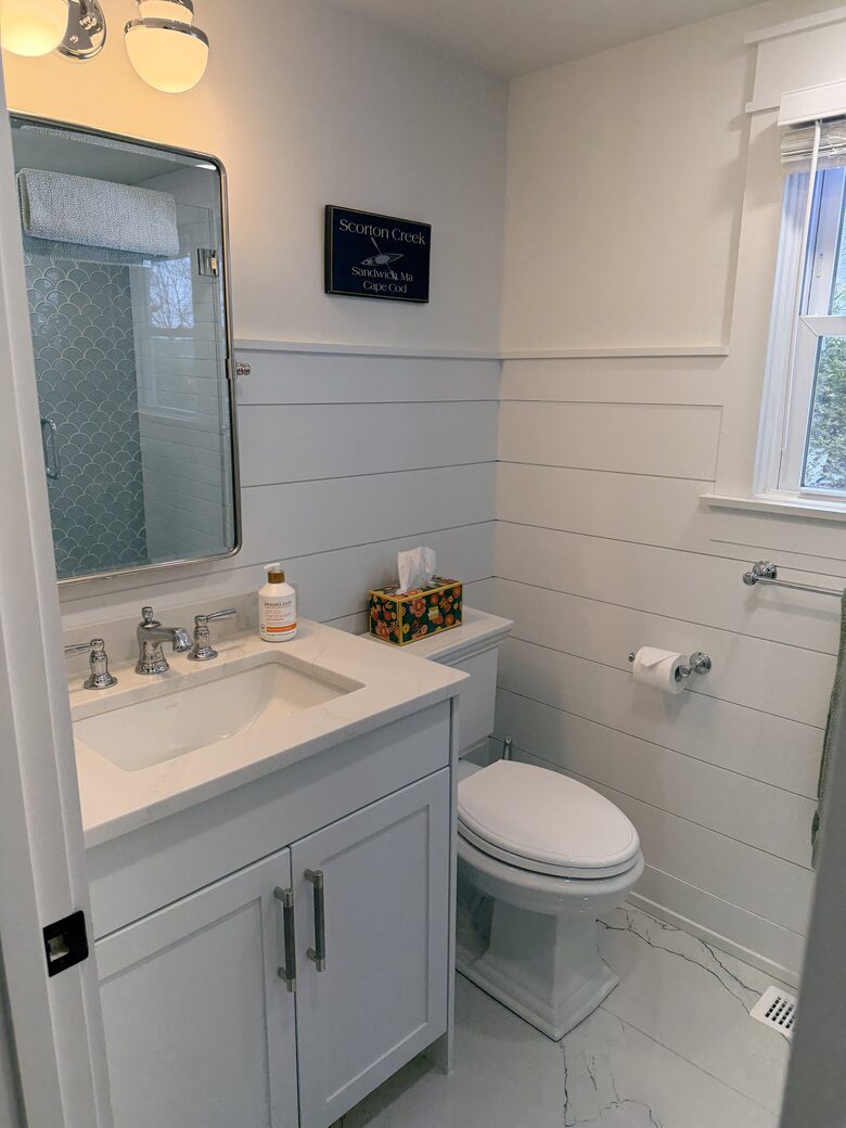 Full bath on main floor