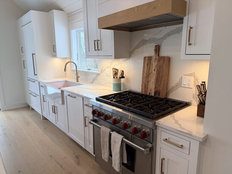 Wolf range, Cove dishwasher and Sub-Zero fridge