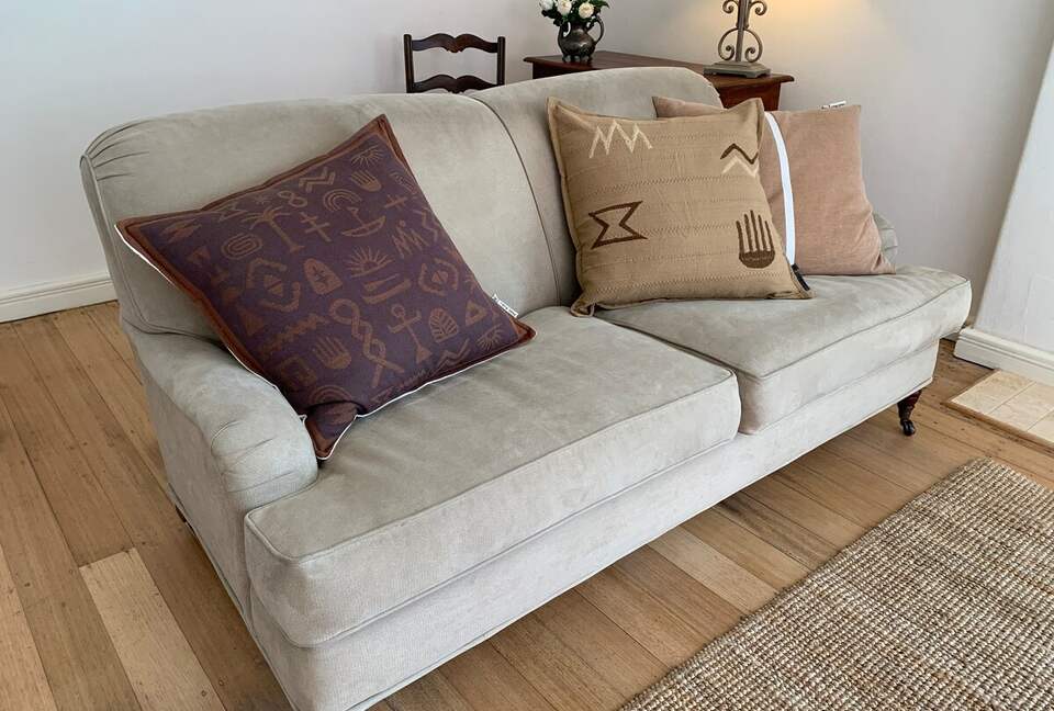 1930s Garden Townhouse Steps to the Yarra River - South Yarra, Australia