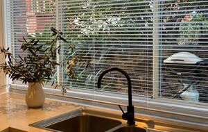 1930s Garden Townhouse Steps to the Yarra River - South Yarra, Australia