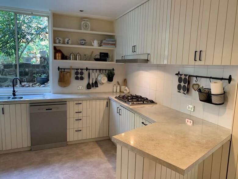 1930s Garden Townhouse Steps to the Yarra River - South Yarra, Australia