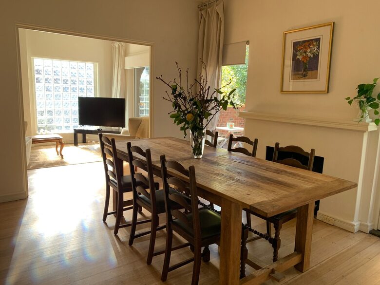 1930s Garden Townhouse Steps to the Yarra River - South Yarra, Australia