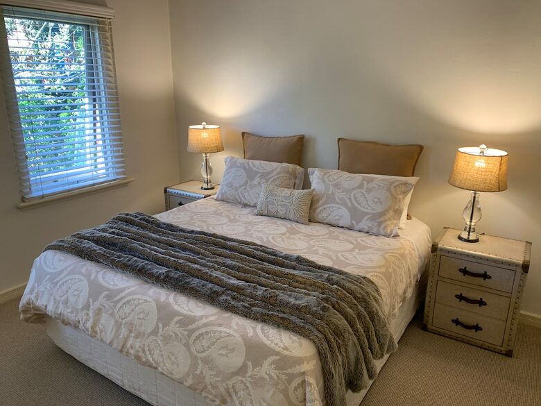 1930s Garden Townhouse Steps to the Yarra River - South Yarra, Australia