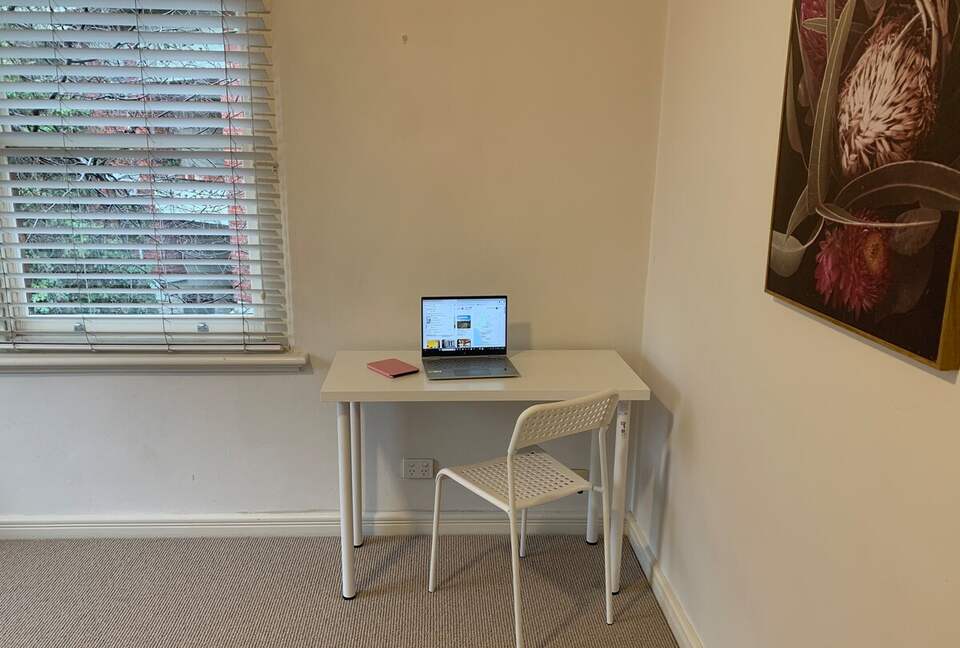 1930s Garden Townhouse Steps to the Yarra River - South Yarra, Australia