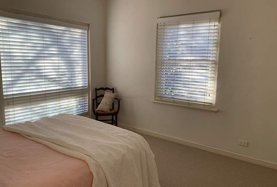 1930s Garden Townhouse Steps to the Yarra River - South Yarra, Australia