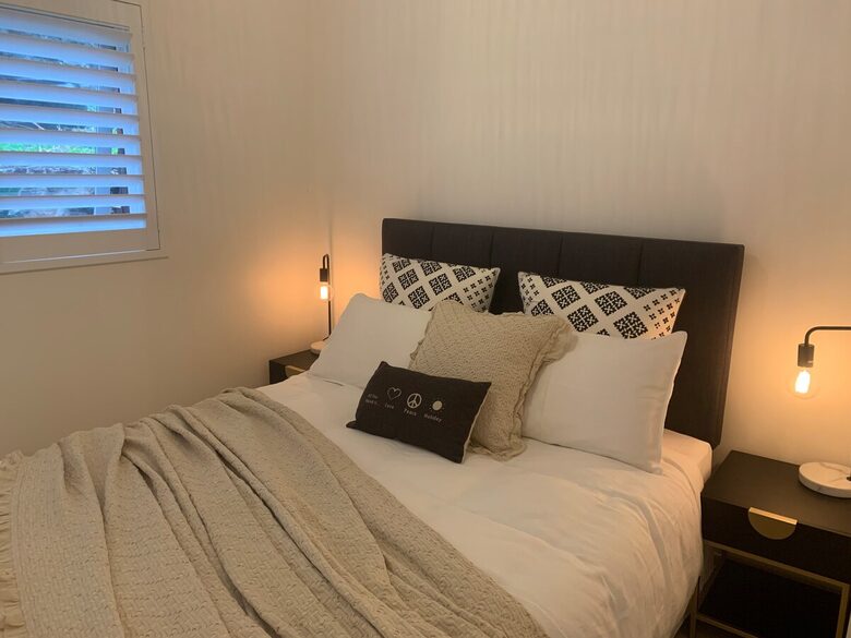 1930s Garden Townhouse Steps to the Yarra River - South Yarra, Australia