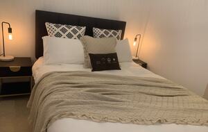 1930s Garden Townhouse Steps to the Yarra River - South Yarra, Australia