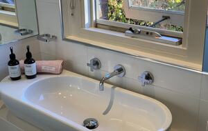 1930s Garden Townhouse Steps to the Yarra River - South Yarra, Australia