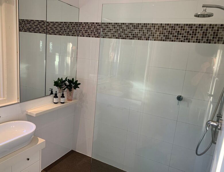 1930s Garden Townhouse Steps to the Yarra River - South Yarra, Australia