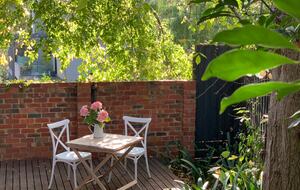 1930s Garden Townhouse Steps to the Yarra River - South Yarra, Australia