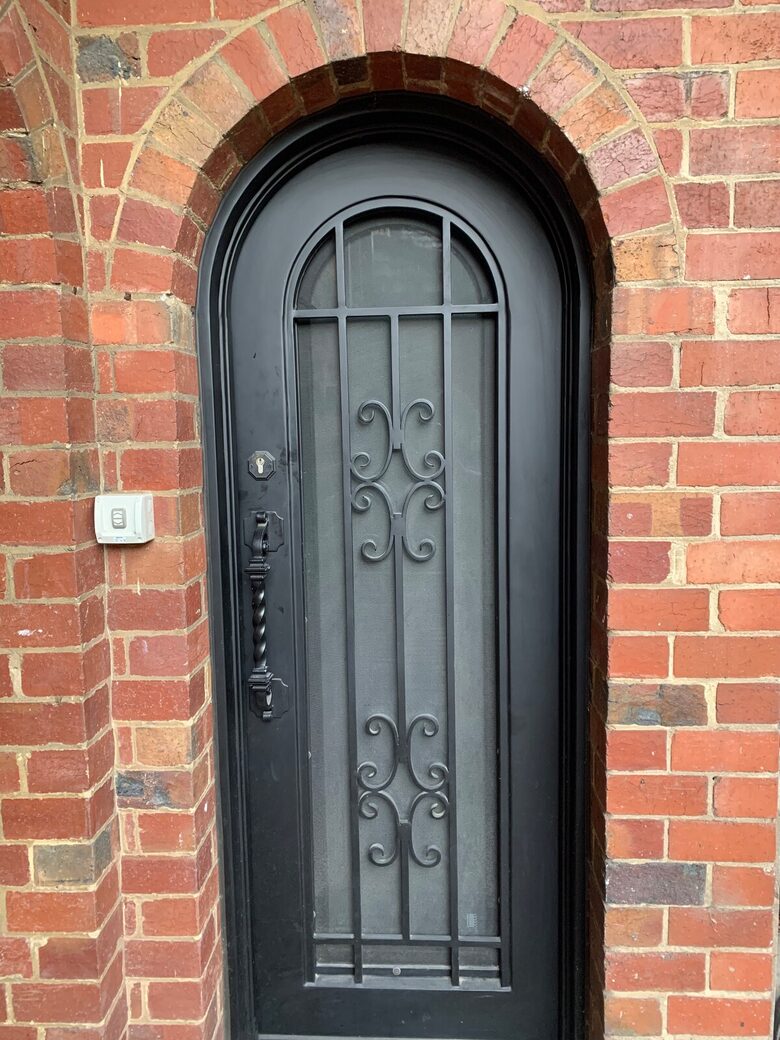1930s Garden Townhouse Steps to the Yarra River - South Yarra, Australia