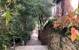 1930s Garden Townhouse Steps to the Yarra River - South Yarra, Australia