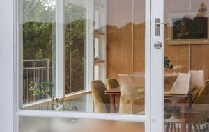 Midcentury Esmond Dorney Home with Sandy Bay Outlook - Sandy Bay, Australia