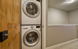 Ski-In Ski-Out Living at Echo Landing in Sun Peaks - Sun Peaks, Canada