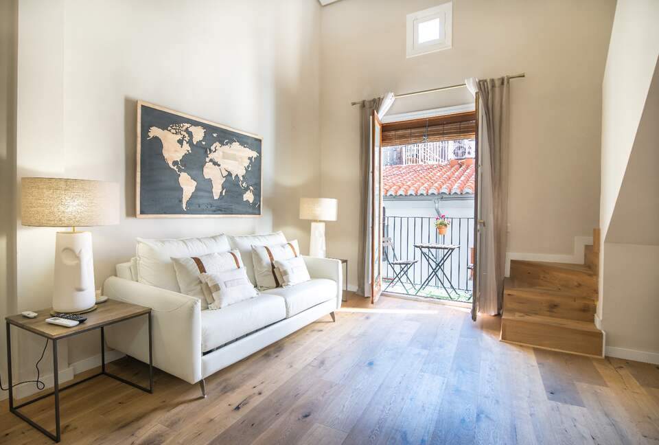 Elegant 2 bedroom penthouse With Terrace - Valencia, Spain