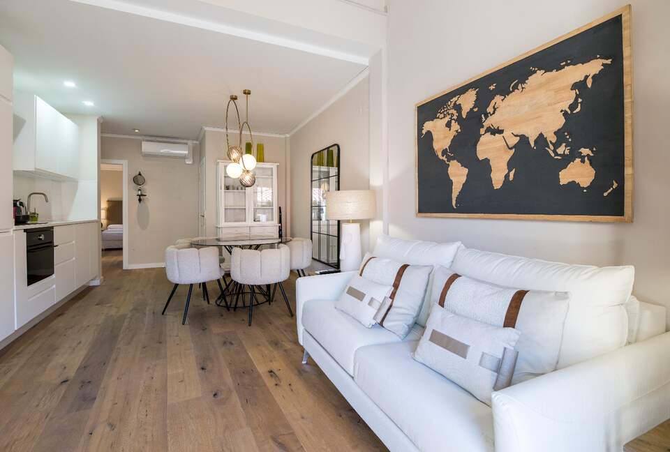 Elegant 2 bedroom penthouse With Terrace - Valencia, Spain