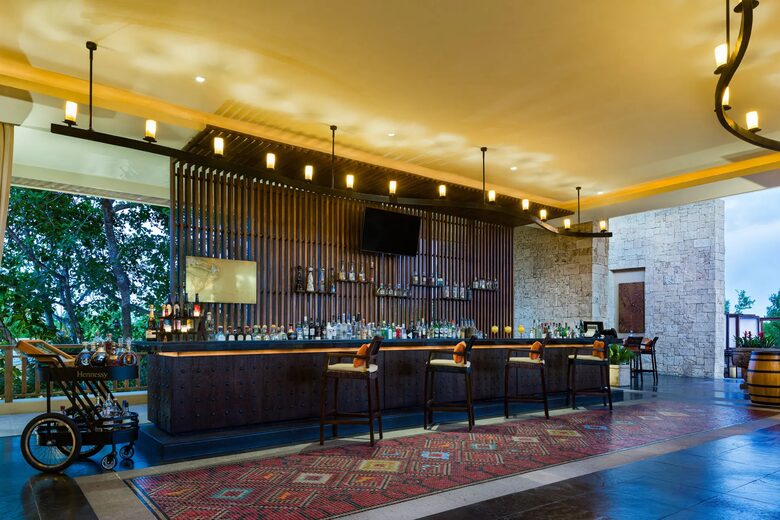 An Oceanfront Sanctuary at Banyan Tree Mayakoba - Playa del Carmen, Mexico