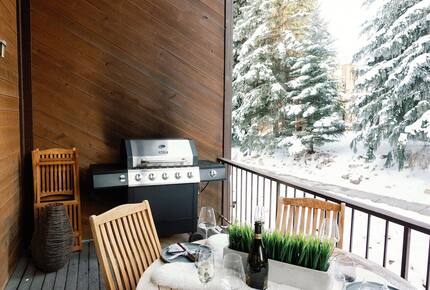 Five Minute Walk to the Cabriolet at Canyons Village - Park City, Utah