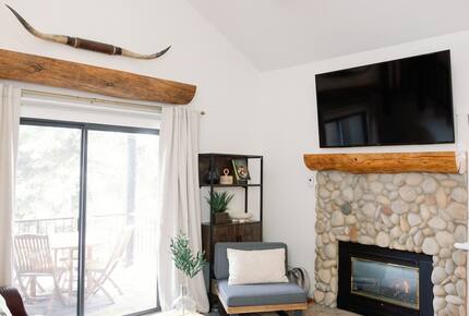 Five Minute Walk to the Cabriolet at Canyons Village - Park City, Utah