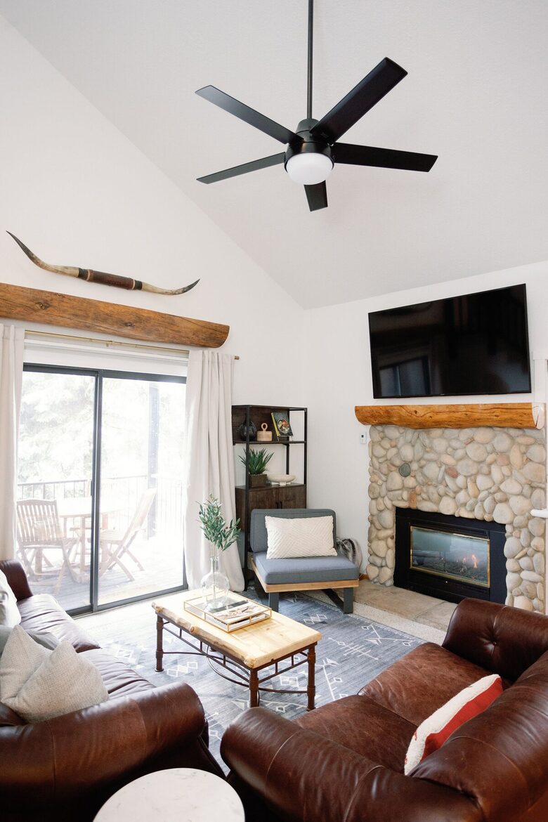 Five Minute Walk to the Cabriolet at Canyons Village - Park City, Utah