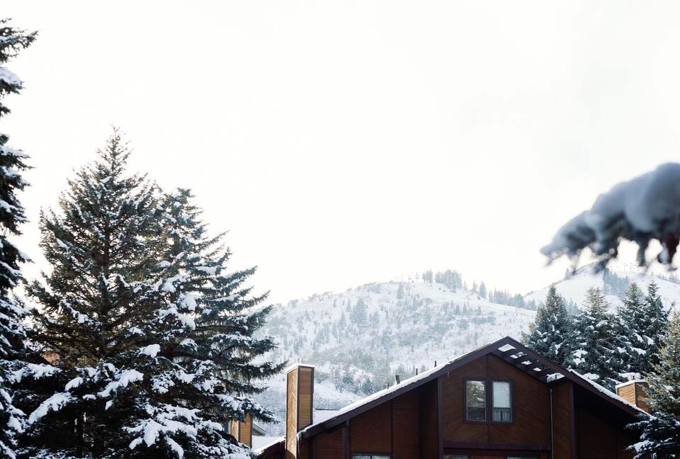 Five Minute Walk to the Cabriolet at Canyons Village - Park City, Utah