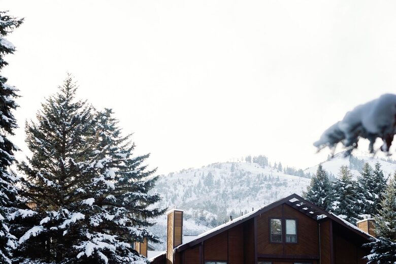 Five Minute Walk to the Cabriolet at Canyons Village - Park City, Utah