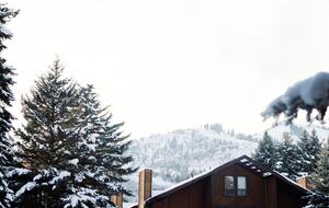 Five Minute Walk to the Cabriolet at Canyons Village - Park City, Utah