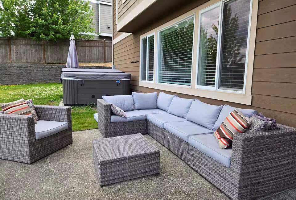 Pacific Northwest Luxe Home Near Woodinville Wineries - Bothell, Washington