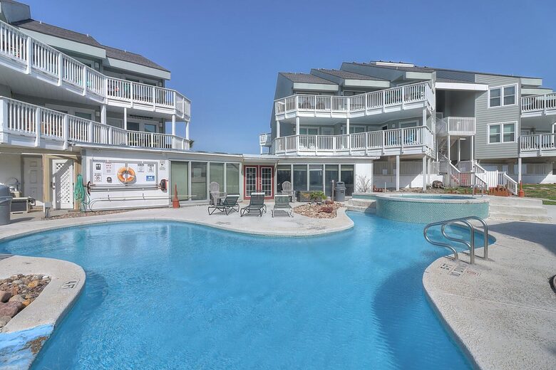 Coastal Retreat Near Port Aransas Beaches - Port Aransas, Texas