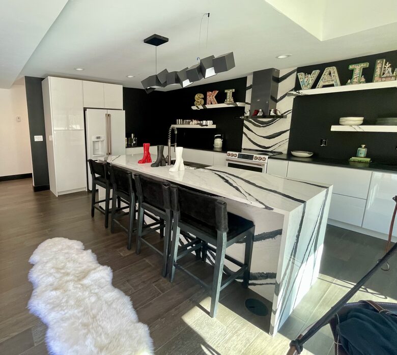 Modern Mountain Living on Vail's Bus Line - Vail, Colorado