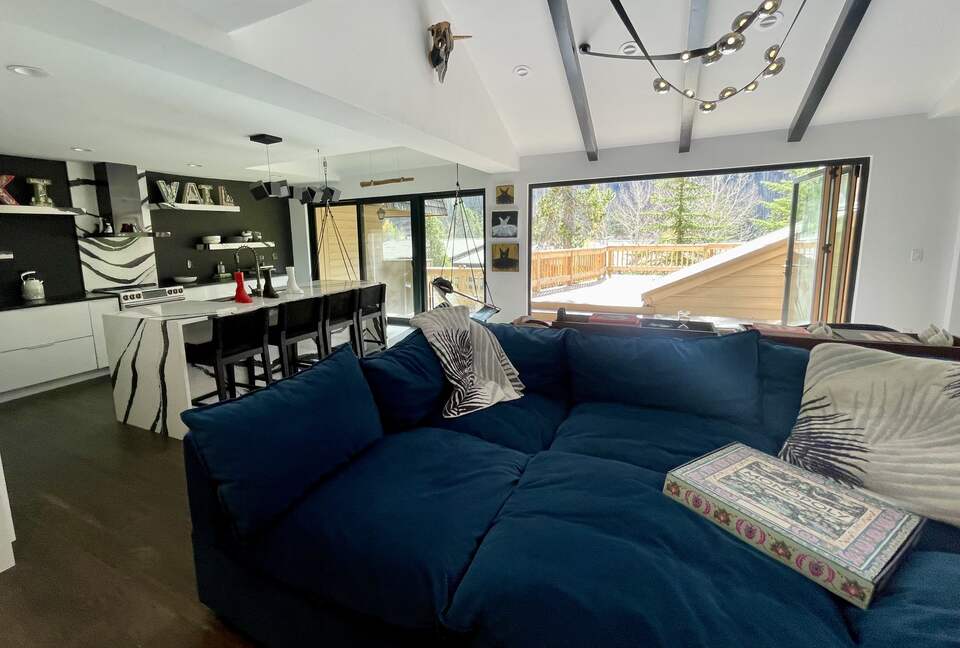 Modern Mountain Living on Vail's Bus Line - Vail, Colorado