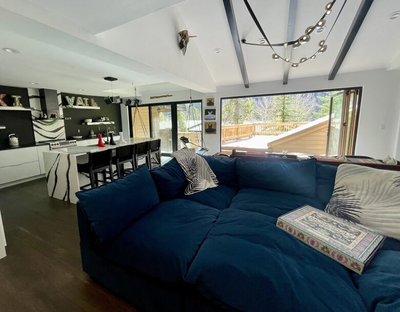 Modern Mountain Living on Vail's Bus Line - Vail, Colorado