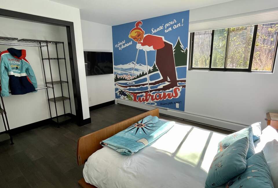 Modern Mountain Living on Vail's Bus Line - Vail, Colorado