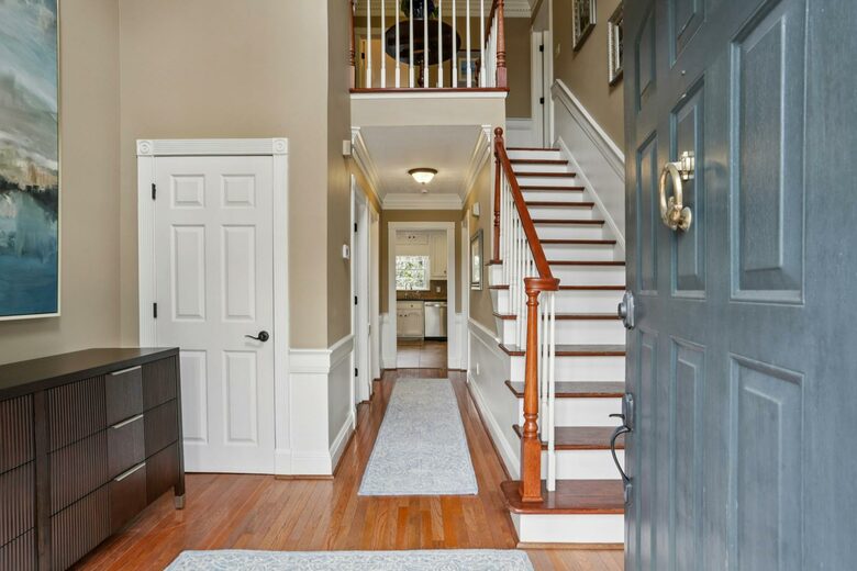 Luxury Cul-de-Sac Living in the Heart of Peachtree Corners - Norcross, Georgia