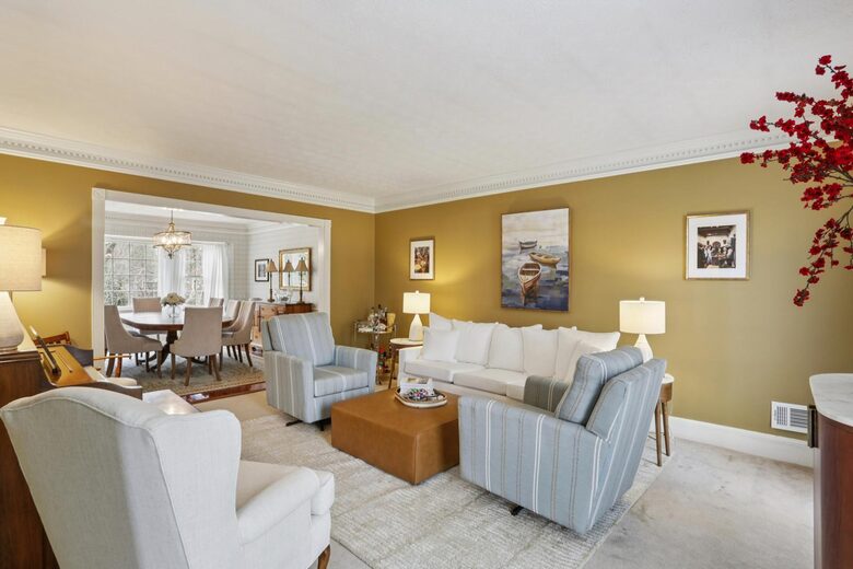 Luxury Cul-de-Sac Living in the Heart of Peachtree Corners - Norcross, Georgia