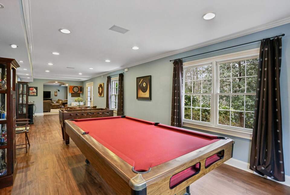 Luxury Cul-de-Sac Living in the Heart of Peachtree Corners - Norcross, Georgia